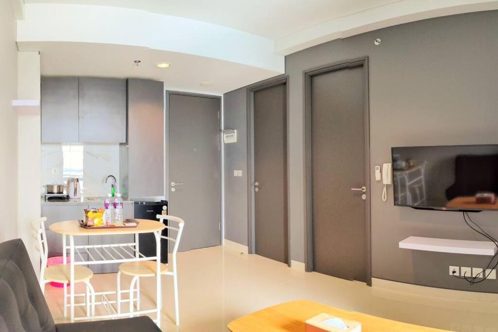 Lovina 8-Ad At One Residence Batam Екстериор снимка