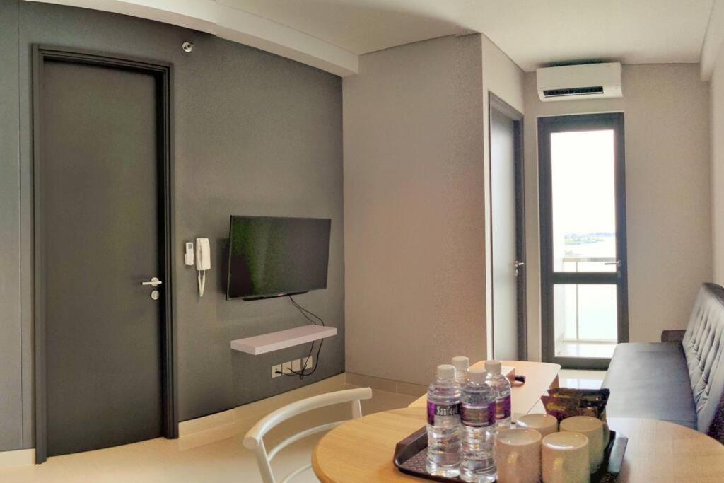 Lovina 8-Ad At One Residence Batam Екстериор снимка