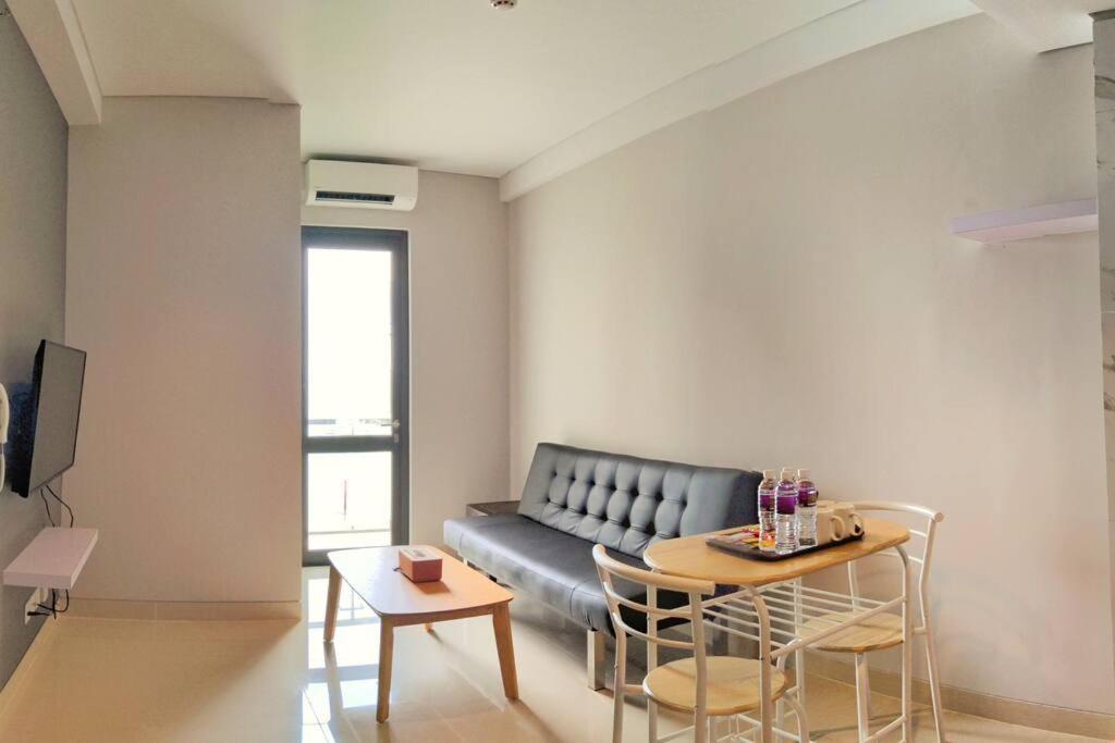 Lovina 8-Ad At One Residence Batam Екстериор снимка